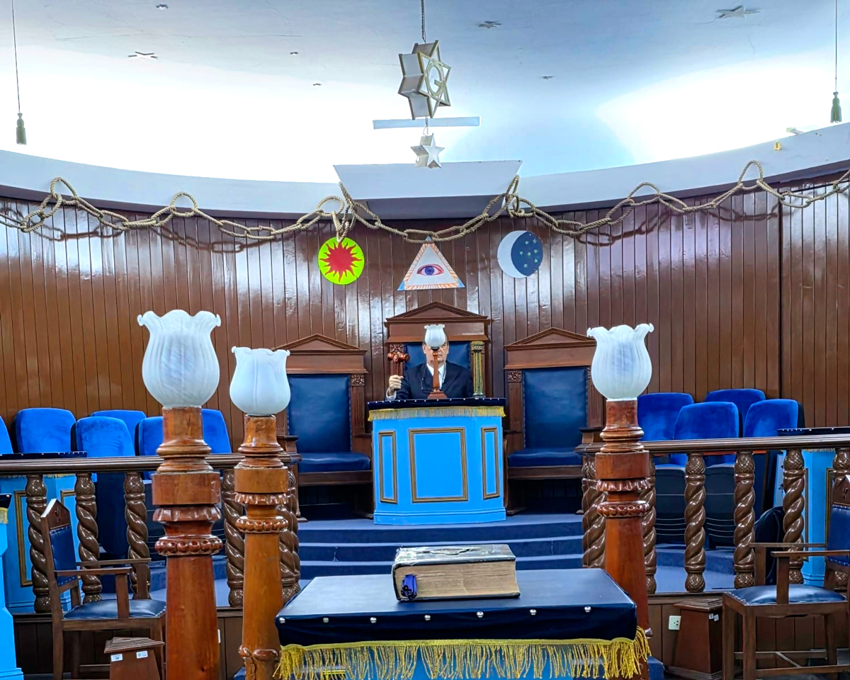 Nosotros Logia 143 Perú