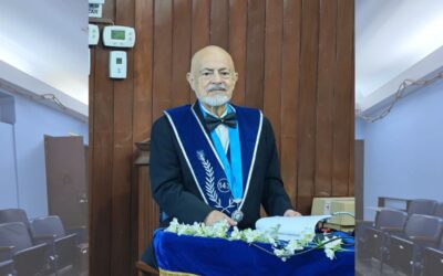 Unir y fraternizar, comunicando